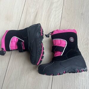 Totes Kids' Pink and Black Snow Boots